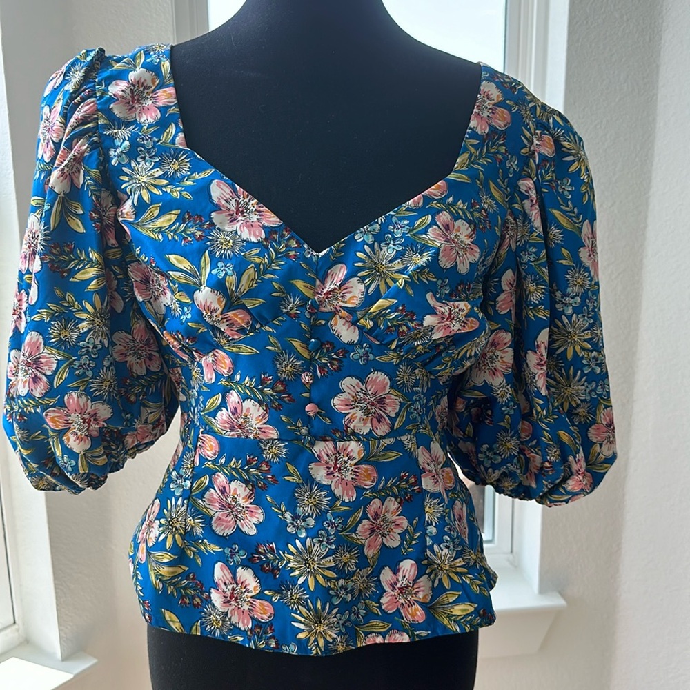 Boohoo floral puff sleeve top US 8